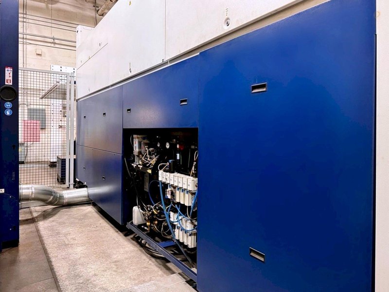 Trumpf TruLaser 3030 4kW Fiber Laser w/ TruStore 3030 A12 Automation