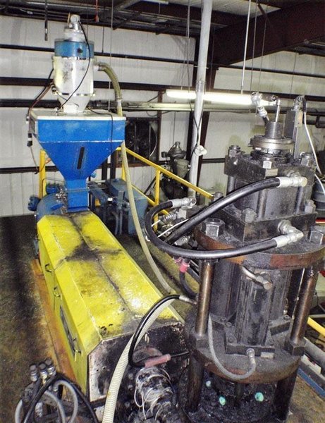 Sterling Model S-38 Blow Molding Machine, 1985
