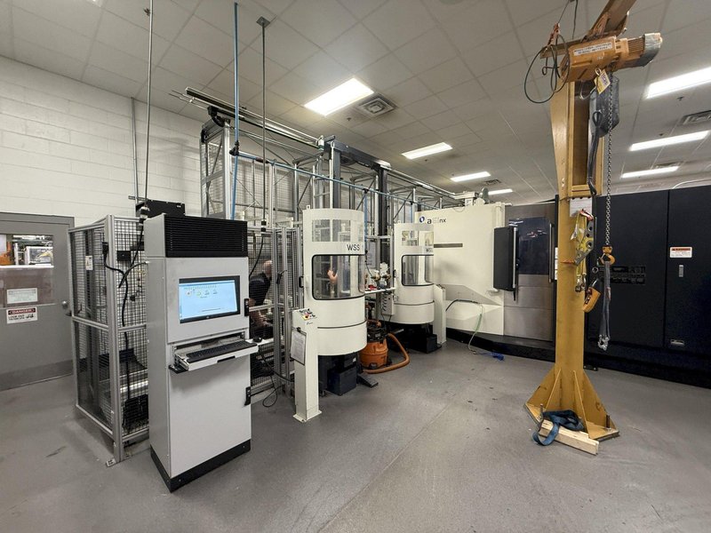 2014 Used Makino MMC2 with (3) Makino a61nx - 30 Station Pallet Pool FMS For Sale