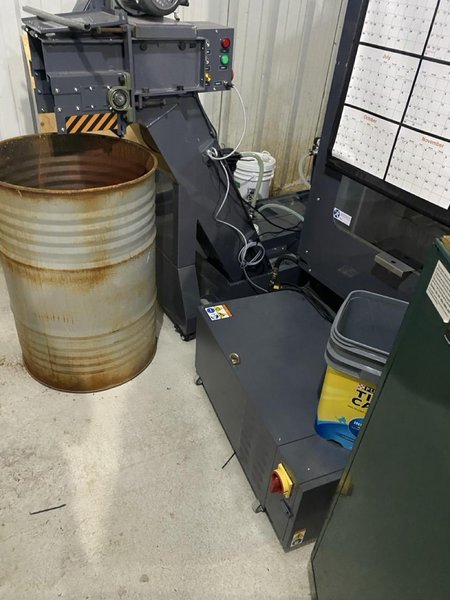 Tormach 1500MX VMC, 2025 – Chip Conveyor