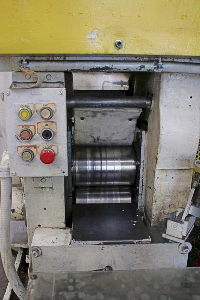 6" x 10" FENN 2 HIGH ROLLING MILL USED FOR CLADDING (14074)