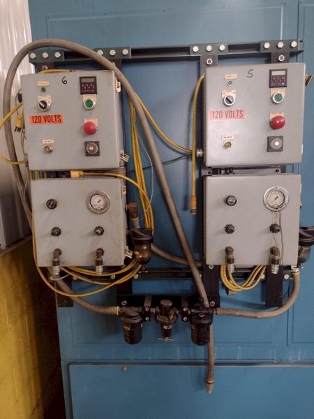 -60 TO 177 DEGREE X 96" X 54" X 48" ENVIROTRONICS TESTING CHAMBER WITH HUMIDITY CONTROL: STOCK #17109