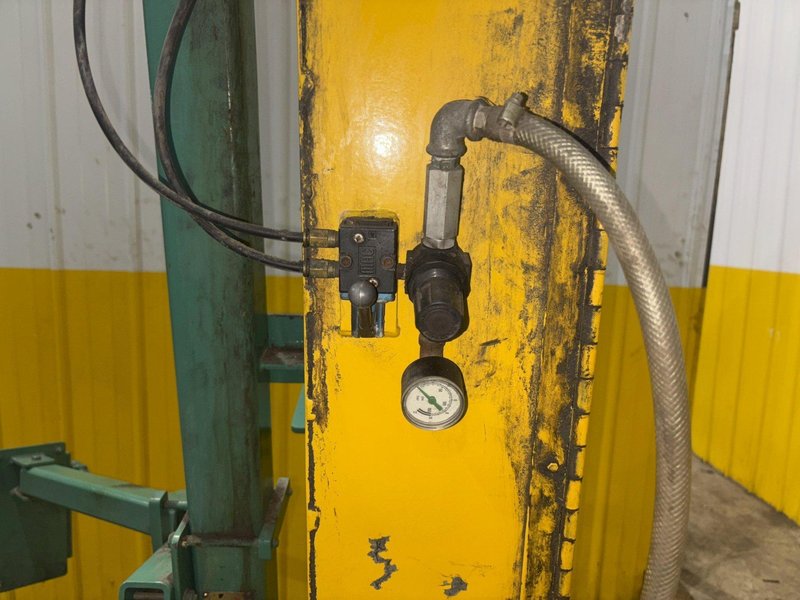 15 HP G&amp;P MODEL 4168 4" X 168" BELT GRINDER: YOBRO #24126
