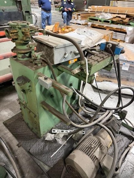 63" Bradbury Precision E-Drive Leveler, 5 HI STOCK# 4454