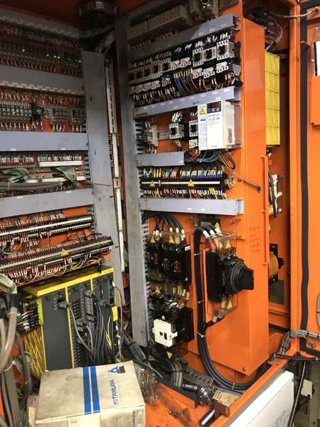 Kitamura Mycenter-500 500mm HMC, 1998 -10,000RPM, CAT50, Chip Conveyor, High Pressure Coolant, 4th Axis, Coolant Thru Spindle