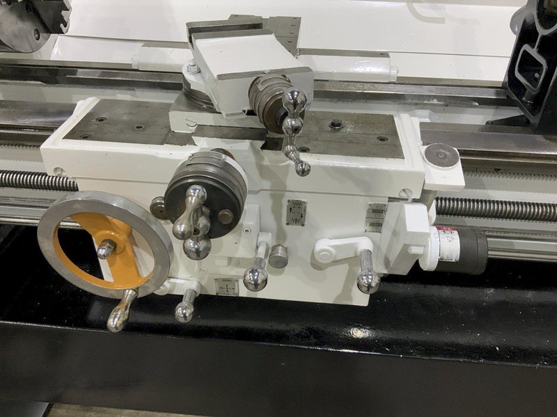 15" X 54" LEBLOND MAKINO ENGINE LATHE: STOCK #80842