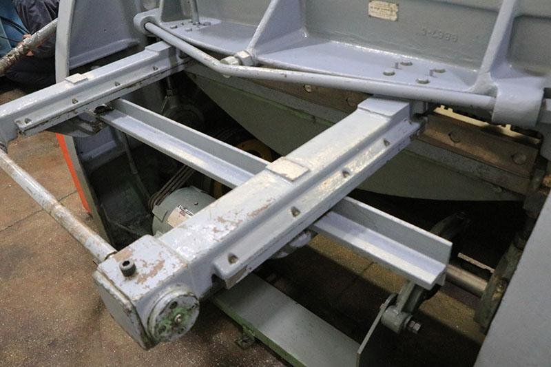 12 Ga x 4 ft. Pexto Mechanical Power Shear Model 12-U-4F