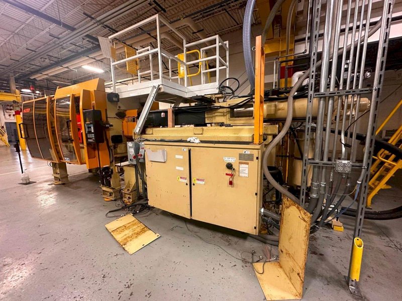 300 Ton 59 Oz Shot Husky RS70/60 Injection Molder, 1998
