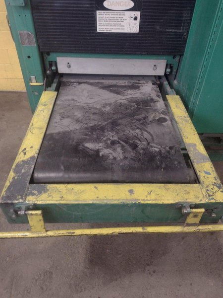 25" X 40 HP TIMESAVER MODEL #325-1 SINGLE DRUM BELT GRINDER &amp; SANDER: LOT #15796