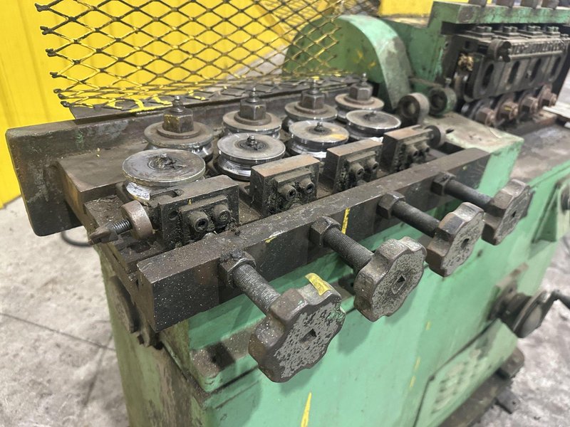 1/4" X 16 ROLL SHUSTER 2-PLANE WIRE &amp; BAR POWERED STRAIGHTENER: YOBRO #23872