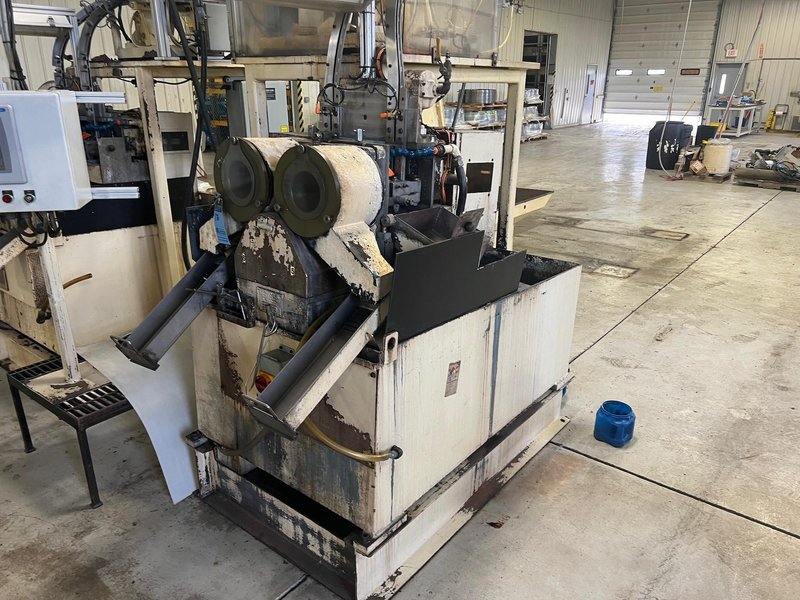 Nutap Model MAS-14V Twin Spindle High Speed Bent Shank Tapper
