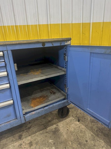 48" X 29" X 36" LISTA JOB BOX CABINET &amp; DRAWERS TOOLBOX ON CASTERS: YOBRO #24488