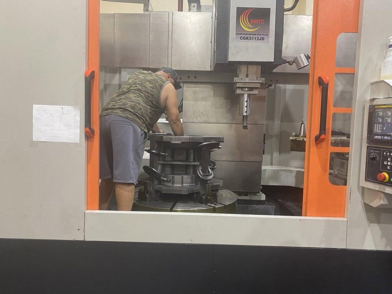 DMTC CGK5112JD CNC VTL, 2020 – Fanuc Control, Low Hours