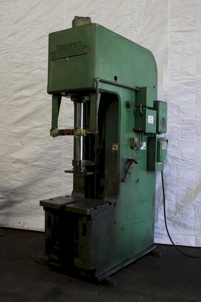 35 TON DENISON C FRAME HYDRAULIC PRESS: STOCK #75433