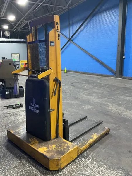 Big Joe  1500 Lbs Electric Pallet Stacker  - 1524-a5