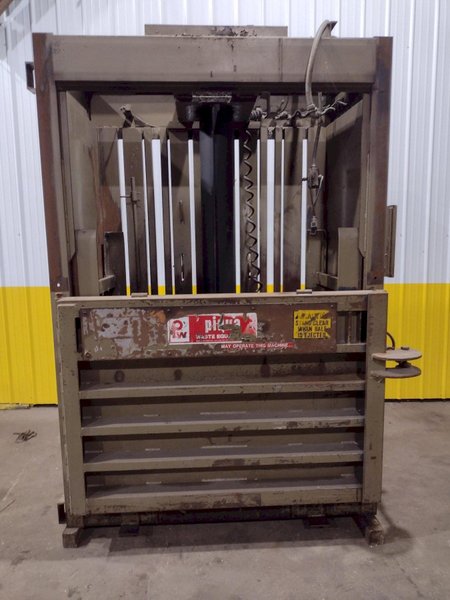 60" X 30" X 20 HP PIQUA MODEL #30 VERTICAL HYDRAULIC CARDBOARD BALER: STOCK 17413