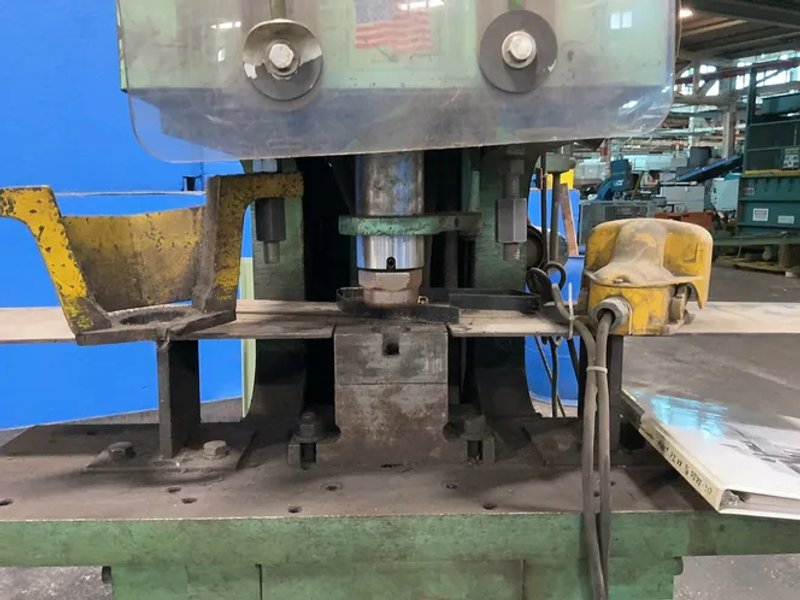 Piranha 88 Tons Ironworker - Pii88