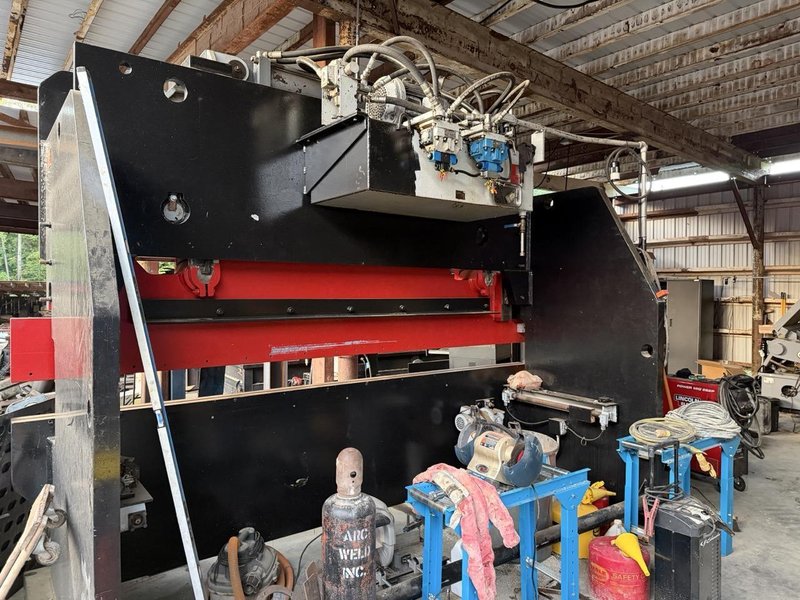 200 Ton x 12′ 200-12H HTC Hydraulic Press Brake, 1980