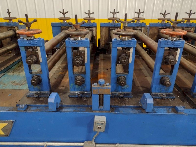 17 STAND X 4" X 48" B&amp;K MODEL #2B-35 RAFTED ROLLFORMER: STOCK #18127