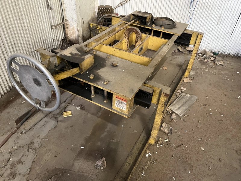 5 TON BUSHMAN SHEET LIFTER STOCK# 4356