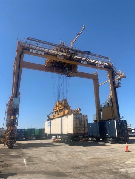 LARGE MOBILE GANTRY CRANE STOCK #3320