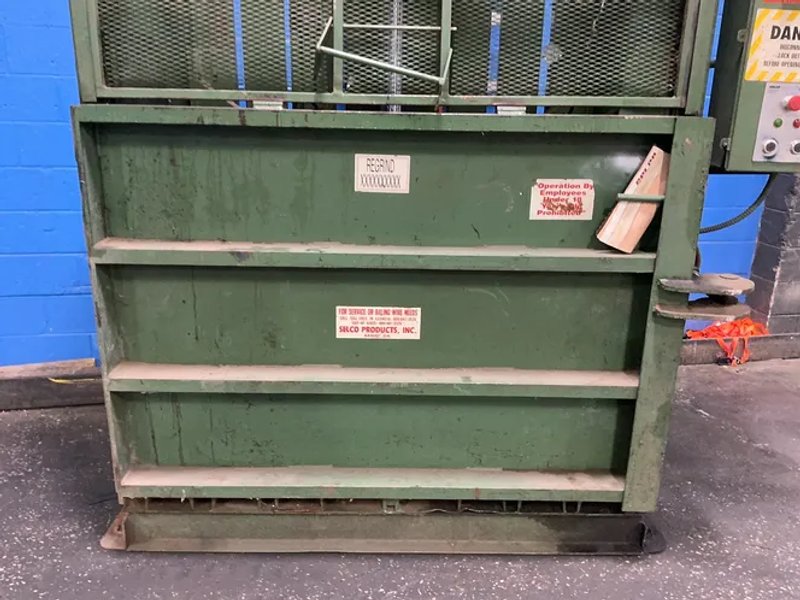 Selco Products ~ 30” X 60” X 44” Baler - Vt-5