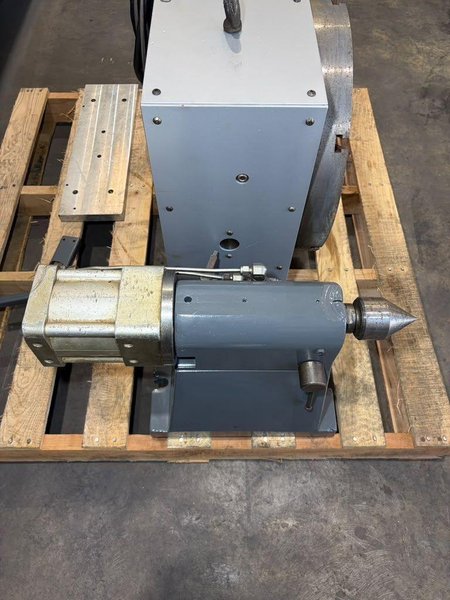 Haas HRT-450 4th Axis Rotary Table with Tailstock