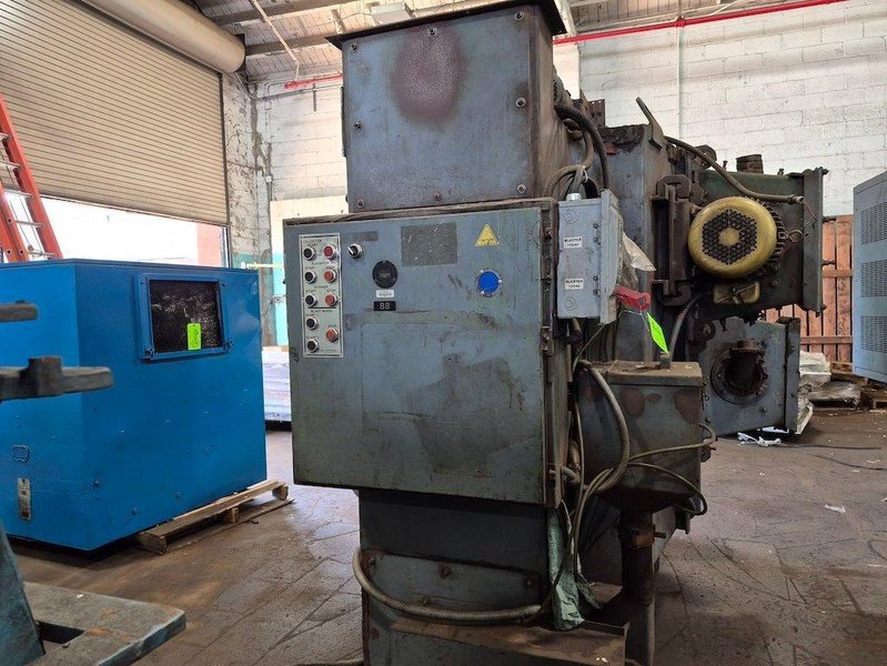 GOFF SPINNER TYPE BLAST MACHINE: YOBRO #26461