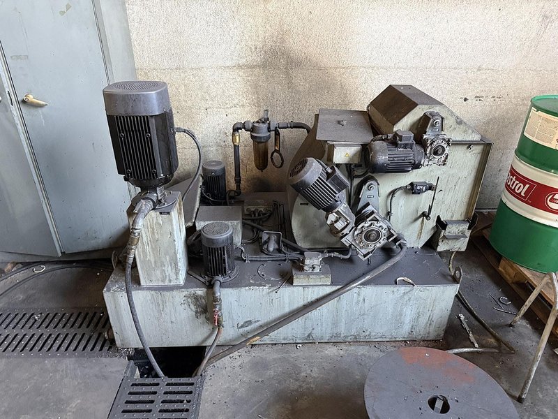 Unisign - Uniport 6 X: 8000 - Y: 2500 - Z: 800 mm CNC 5 axes