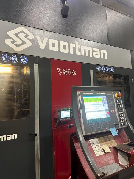 41" X 18" VOORTMAN BEAM LINE, VB1050 SAW,  V630DRILL &amp; V808 PLASMA COPER ROBOT, NEW 2016: STOCK 20792