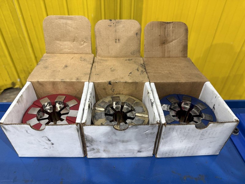 KURT HYDRAULIC HOSE CRIMPER SYSTEM, WITH TOOLING, SAW &amp; WORK BENCH: YOBRO #26220