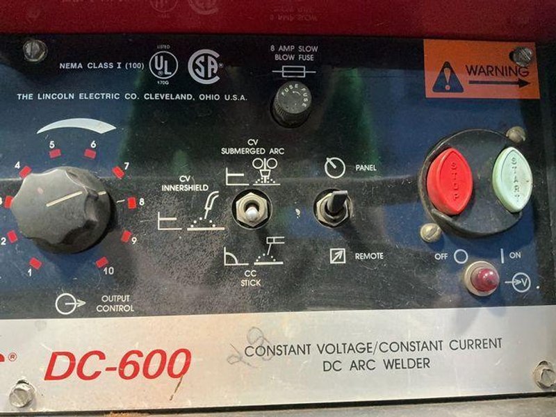 Lincoln Electric 600 Amps Welder - Idealarc Dc-600