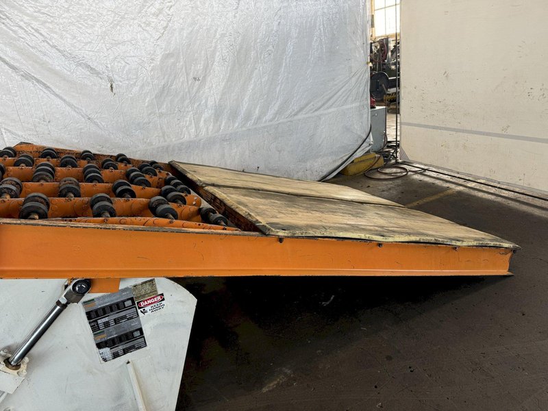72" HERR-VOSS PEELER TABLE. STOCK # 0236825