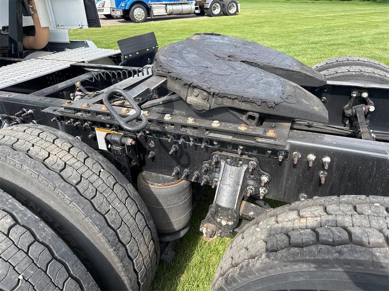 2018 Volvo VNL64T780 4V4NC9EH5JN968958