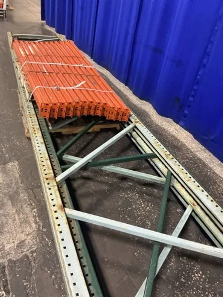44” X 241” Pallet Racking  - Teardrop