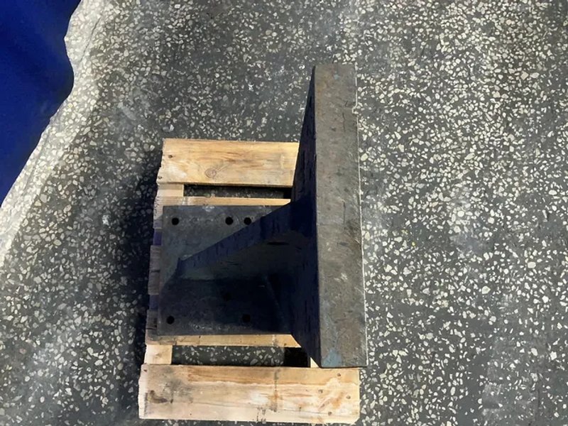 14” X 33” Angle Plate