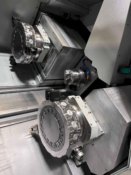 Accuway UZ-2000T2Y CNC Lathe – Y Axis Twin Spindle Twin Turret