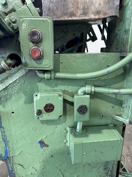 5/32" X 1-1/2" WATERBURY FARREL MODEL 10 THREAD ROLLER MACHINE. STOCK # 1223624.