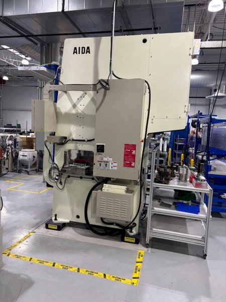 88 TON AIDA DSF-N1-800 GAP FRAME SERVEPRO SERVO PRESS 6.3" STROKE. STOCK # 0431426