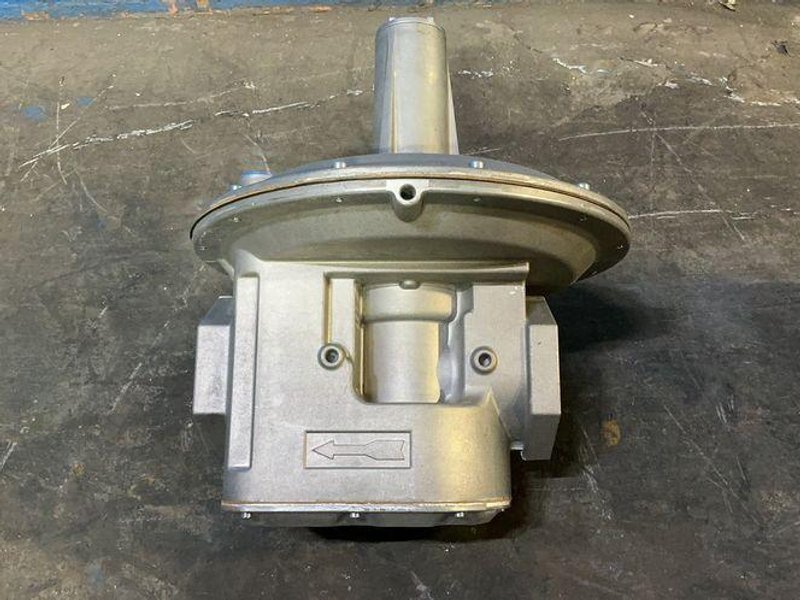 Maxitrol 2-12" 10psig Max Gas Pressure Regulator - 210g-2020-0006