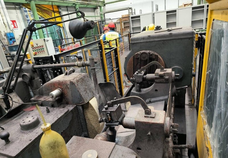 HERKULES #WS300/400 ROLL GRINDER