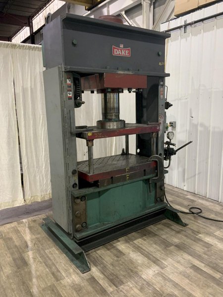 200 TON DAKE MODEL #908-201 HYDRAULIC H FRAME PRESS: STOCK #80884