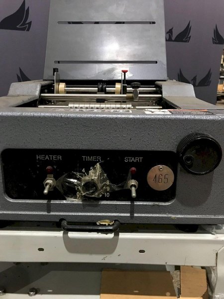 ADVENT LABEL APPLICATOR CO MODEL NO.465 WITH STANDING CART