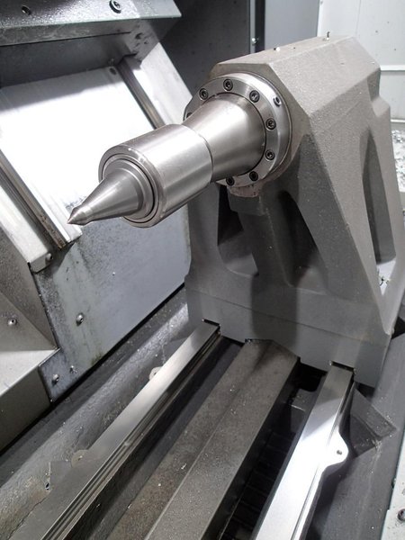 Haas ST-35 CNC Lathe, 2022 – Programmable Tailstock, Presetter, 12″ Chuck, Conveyor
