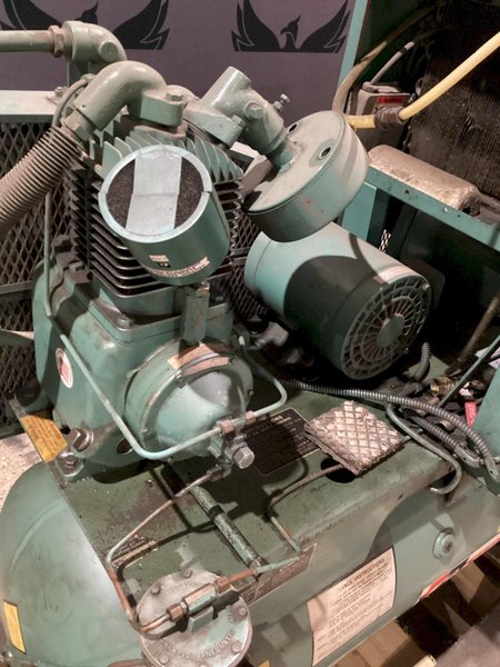 CHAMPION 8010 AIR COMPRESSOR USED