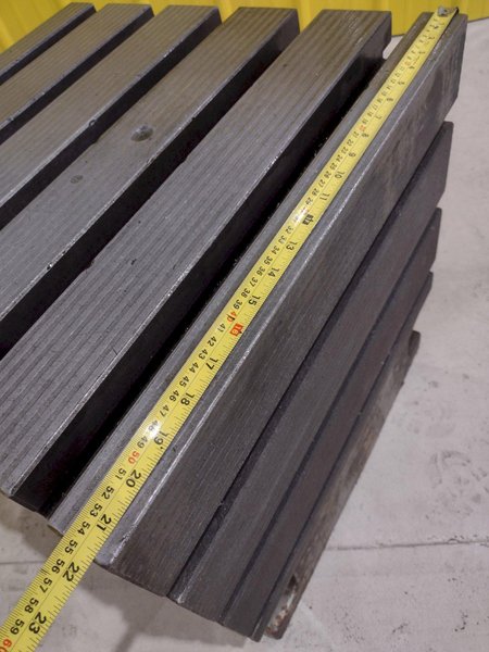 21.5" X 21.5" X 21.5" CARLTON BOX DRILL TABLE: STOCK 20474