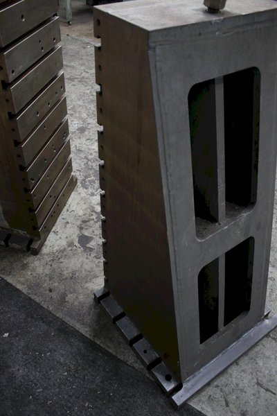 (1 ) SET OF 20" X 48" HIGH T SLOTTED ANGLE PLATE: STOCK #75514