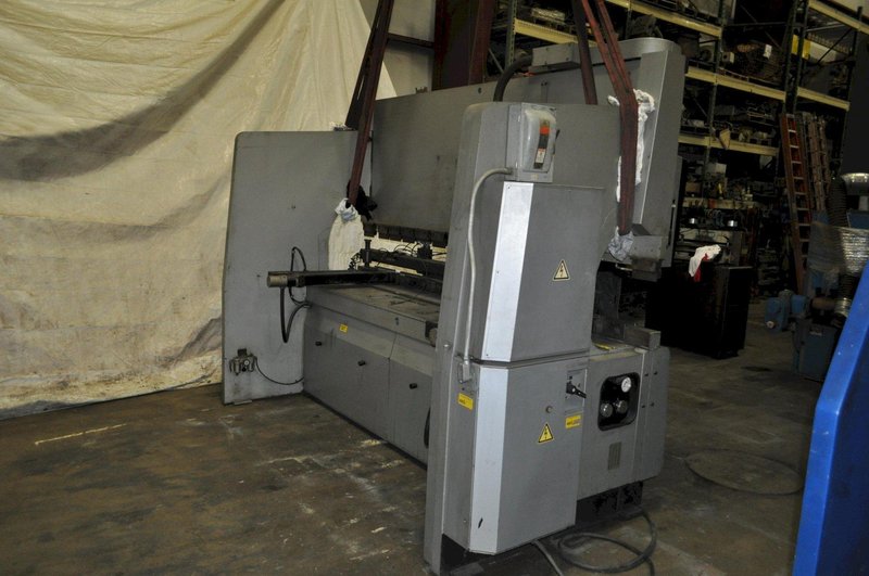 100 TON X 122" AMADA PRESS BRAKE