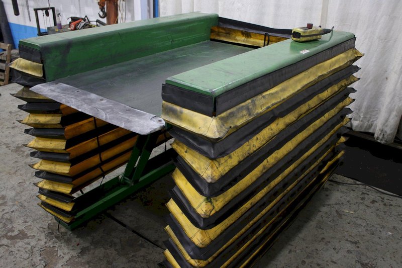 2000 LB 32" X 54" ATI ZERO LOW LIFTS HYDRAULIC TABLE STOCK #74763