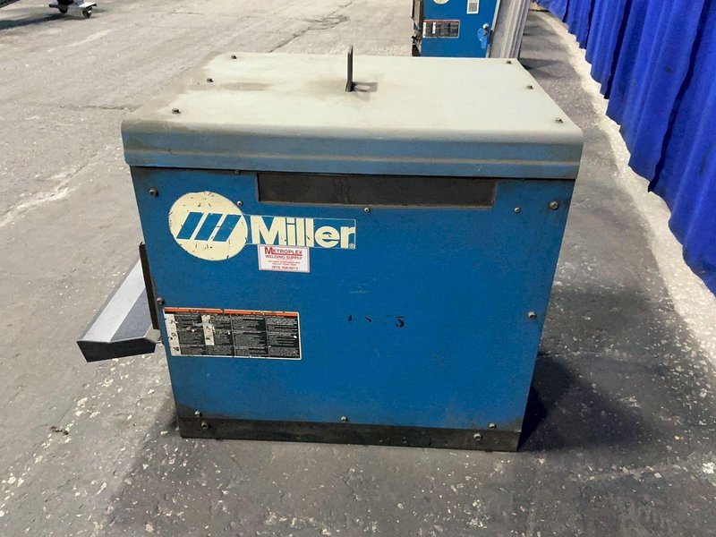 Miller 375 A Welder - Delta-fab